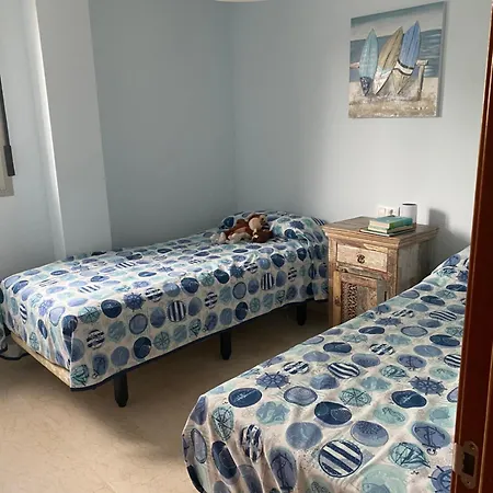 Lujoso A 150 M Del Mar Apartment