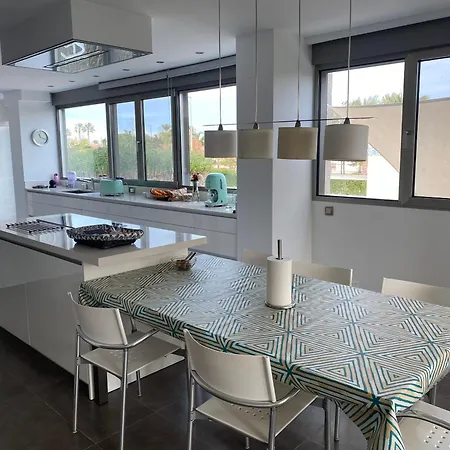 Lujoso A 150 M Del Mar *